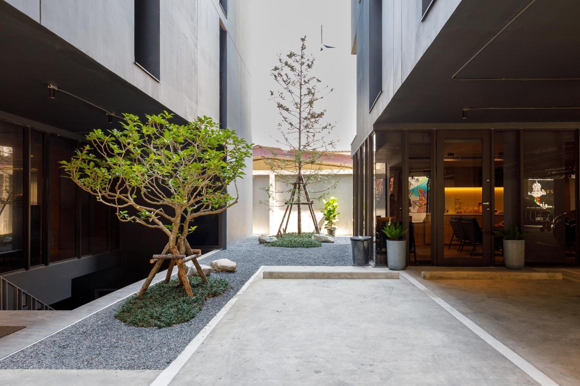 Benjarong Hotel 曼谷 外观 照片